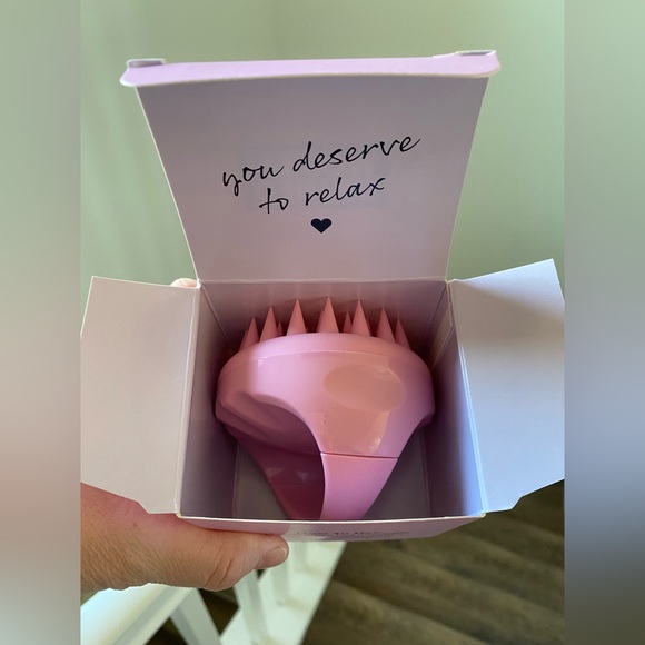 Beachwaver root therapy scalp massager NIB - Picture 1 of 8